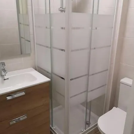 Piso Completo Grande 6 Habitaciones, 13 Plazas Apartament