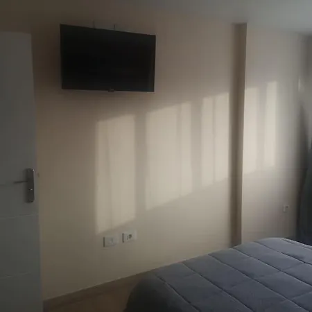 Apartament Piso Completo Grande 6 Habitaciones, 13 Plazas La Laguna (Tenerife)