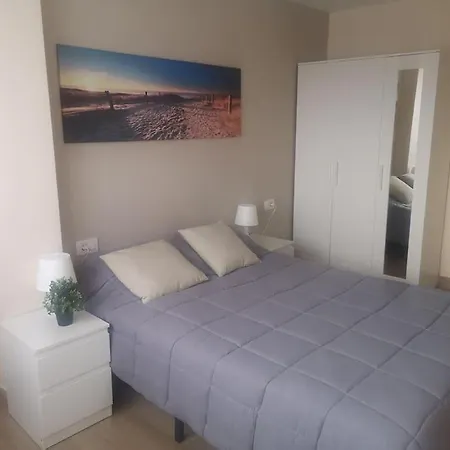 Apartament Piso Completo Grande 6 Habitaciones, 13 Plazas La Laguna (Tenerife)