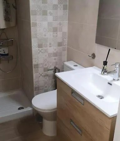 Apartament Piso Completo Grande 6 Habitaciones, 13 Plazas La Laguna (Tenerife)