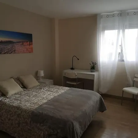 Piso Completo Grande 6 Habitaciones, 13 Plazas Apartamento La Laguna (Tenerife)