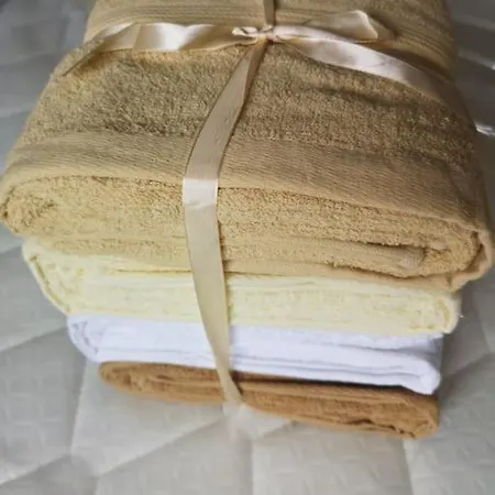 Apartamento Piso Completo Grande 6 Habitaciones, 13 Plazas *