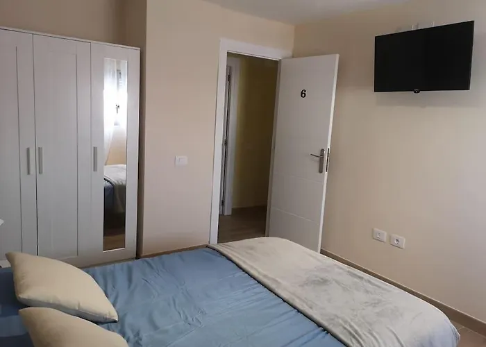 Апартаменты Piso Completo Grande 6 Habitaciones, 13 Plazas *