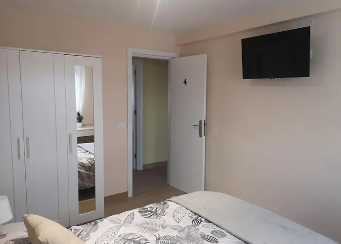 Piso Completo Grande 6 Habitaciones, 13 Plazas Appartement La Laguna (Tenerife)