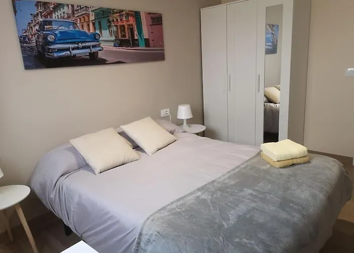 Piso Completo Grande 6 Habitaciones, 13 Plazas Апартаменты *