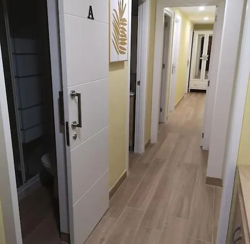 Piso Completo Grande 6 Habitaciones, 13 Plazas Апартаменты *